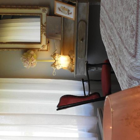 L'Ecrin Du Val De Sambre Bed & Breakfast Maubeuge Exterior photo