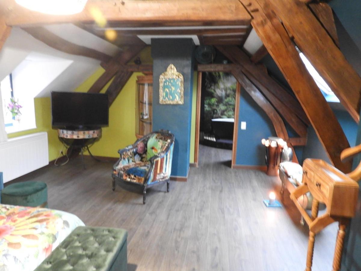 L'Ecrin Du Val De Sambre Bed & Breakfast Maubeuge Exterior photo