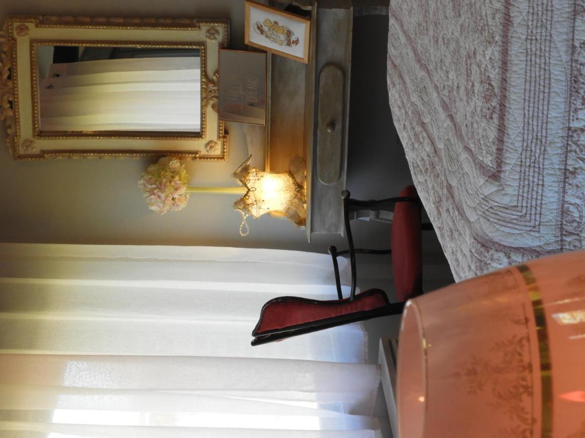 L'Ecrin Du Val De Sambre Bed & Breakfast Maubeuge Exterior photo